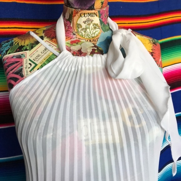 ASOS Silk Pleated Ombré Open Back Halter Top V Tie - Picture 3 of 7